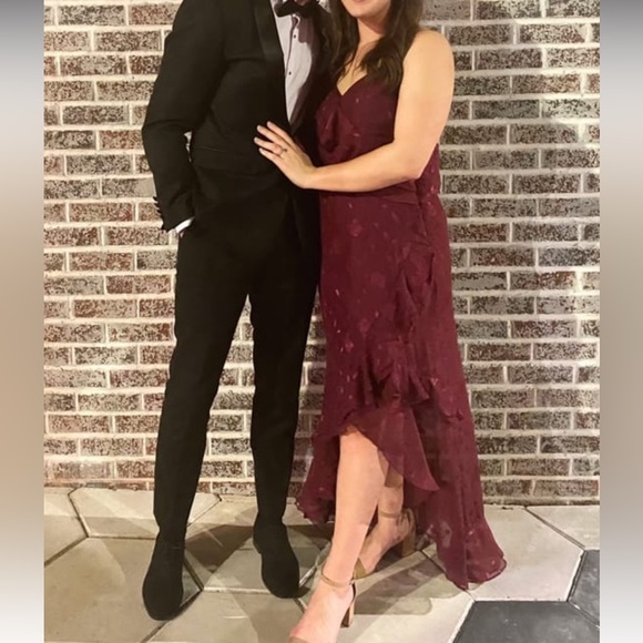 Lulus Burgundy Forever Be Floral Jacquard Ruffled Asymmetrical Maxi Dress NWOT S - Picture 5 of 16